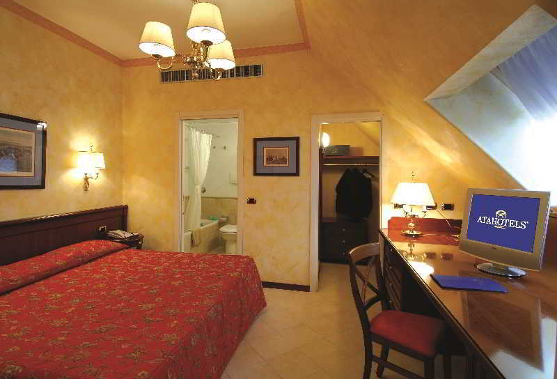 Unaway Hotel & Residence Linea Uno Milano Bagian luar foto