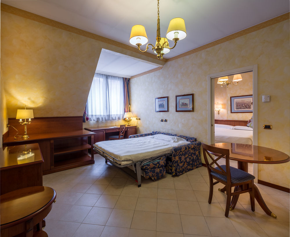 Unaway Hotel & Residence Linea Uno Milano Bagian luar foto