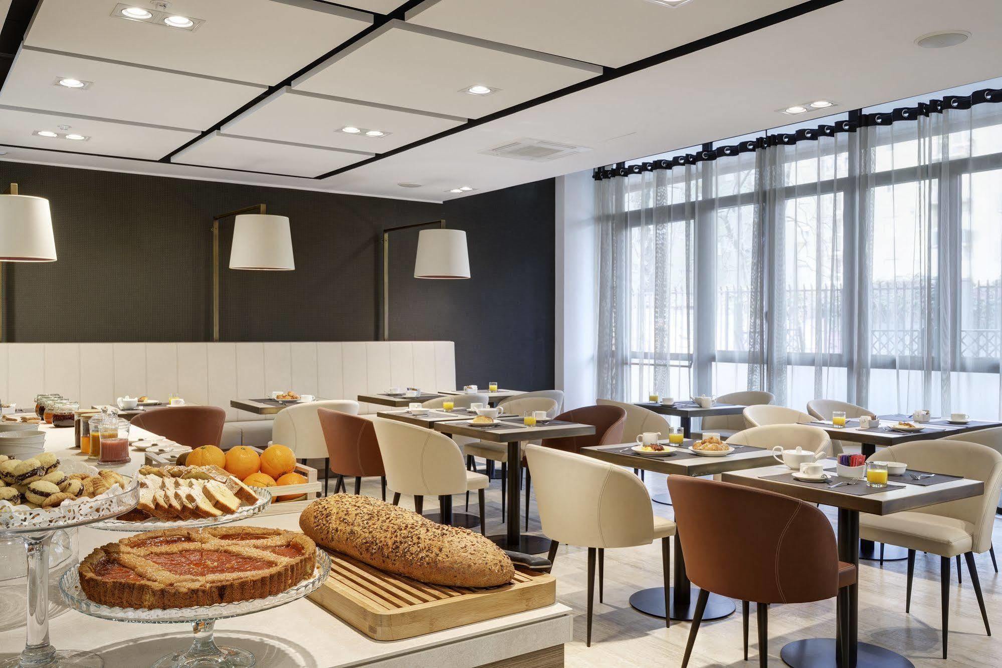 Unaway Hotel & Residence Linea Uno Milano Bagian luar foto